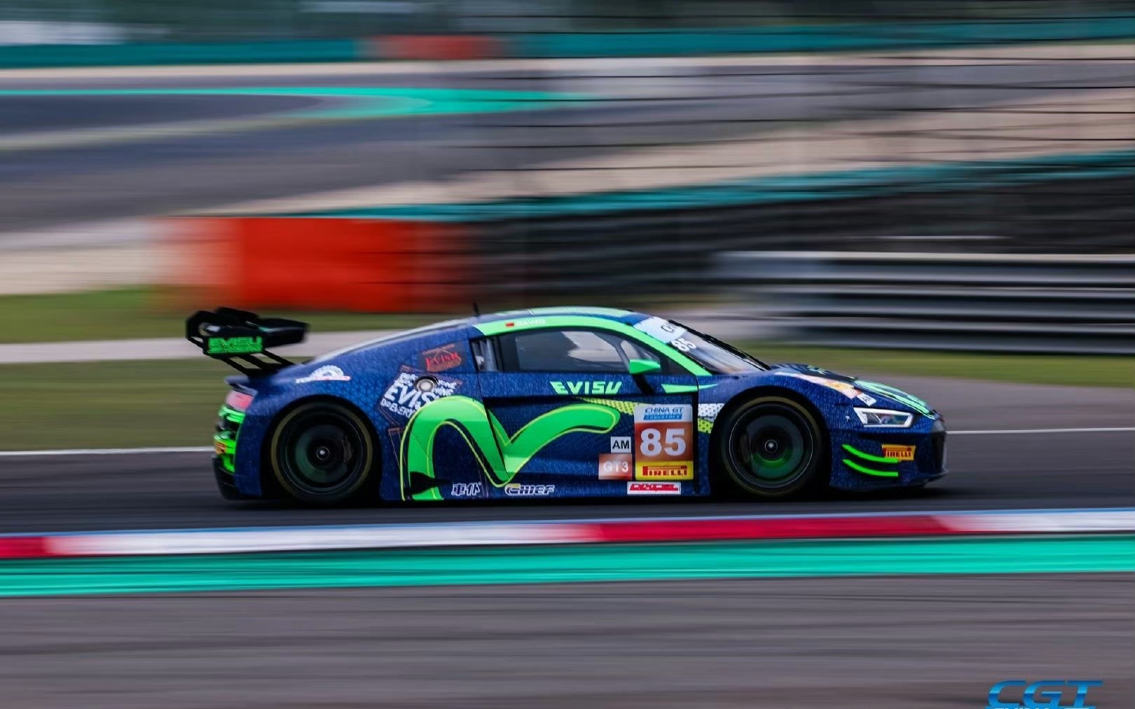 开云体育官方网站-阿斯顿马丁碾压索伯车队，勒克莱尔点燃赛场