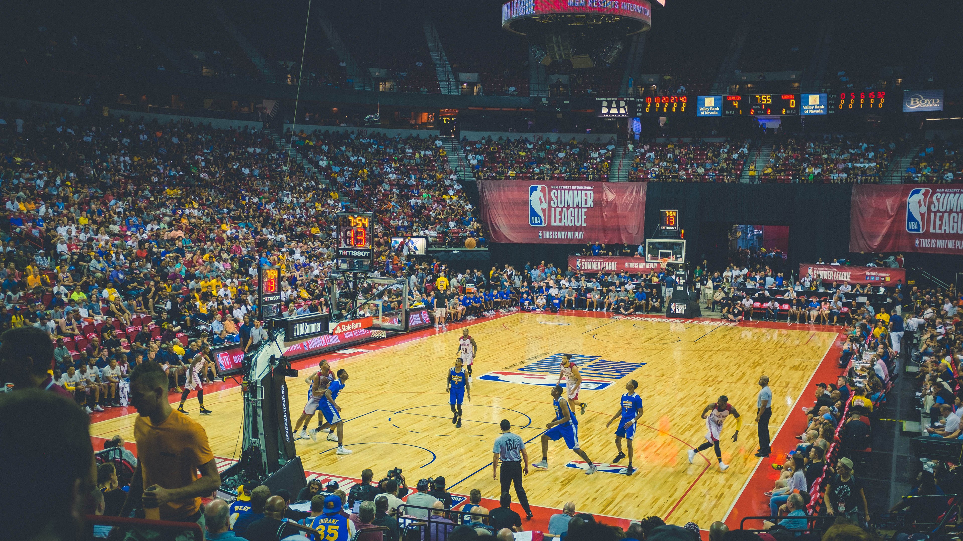 公牛加时险胜步行者，一场被汗水浸透的非典型总决赛焦点战